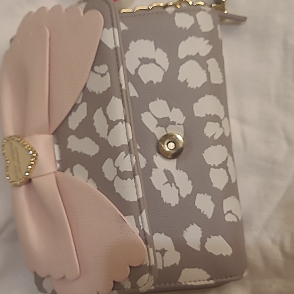 Handbag - Picture 4 of 6